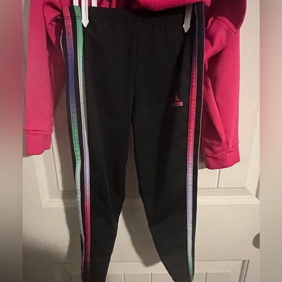 Adidas Girls Set - Picture 2 of 5